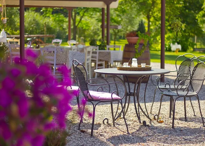 Casa Aurora Farm stay