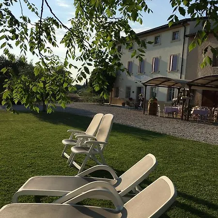 Casa Aurora Farm stay